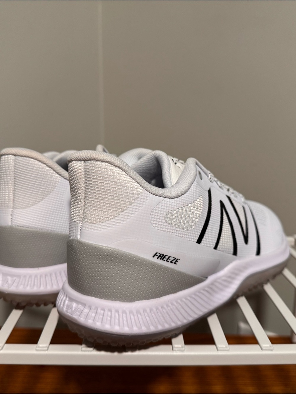 New Balance Lacrosse Freeze Turf Shoes - Picture 2 of 2